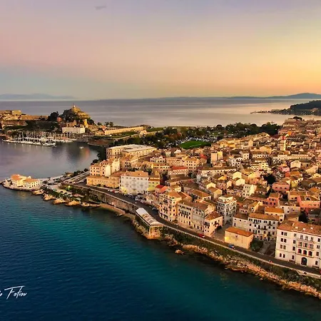 Kampielo Homes - 19th Century Three Level Place Apartment Corfu (city)